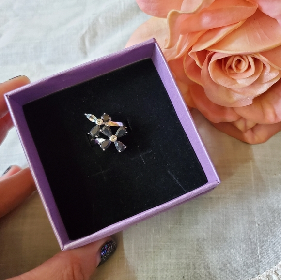 Sterling Silver 925 Blue Topaz Black Sapphire Ring Flower Floral SIZE 7.75 J-475 - Picture 10 of 12